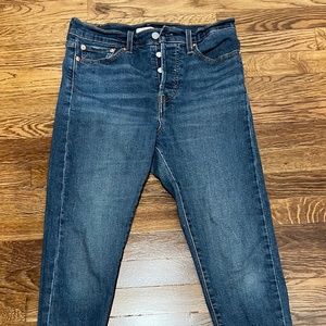 Levi’s high rise wedgie skinny jean